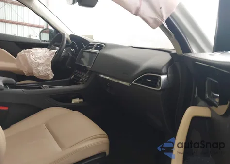 2019 Jaguar F-Pace 25T Premium from USA, damaged, VIN SADCJ2FX0KA610346